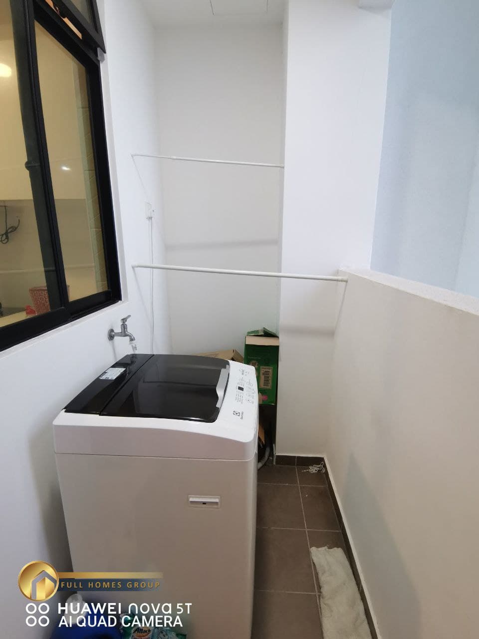 Sky Breeze Apartment Bukit Indah - photo 8