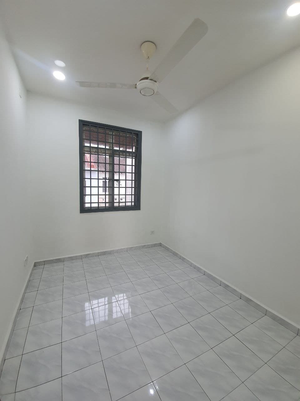 Jln Indah Bukit Indah - photo 4