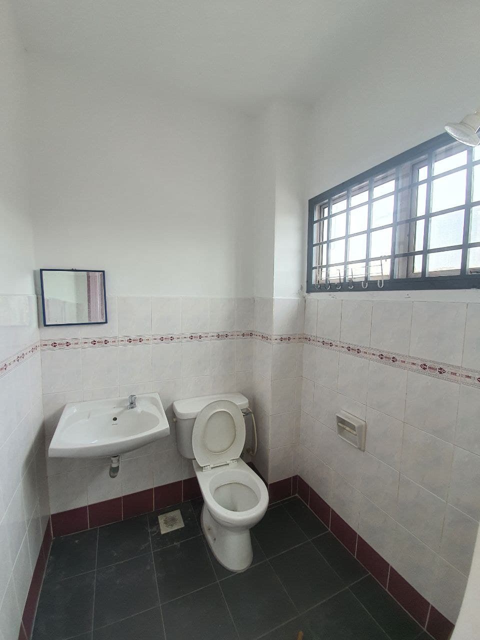 Jln Indah Bukit Indah - photo 8