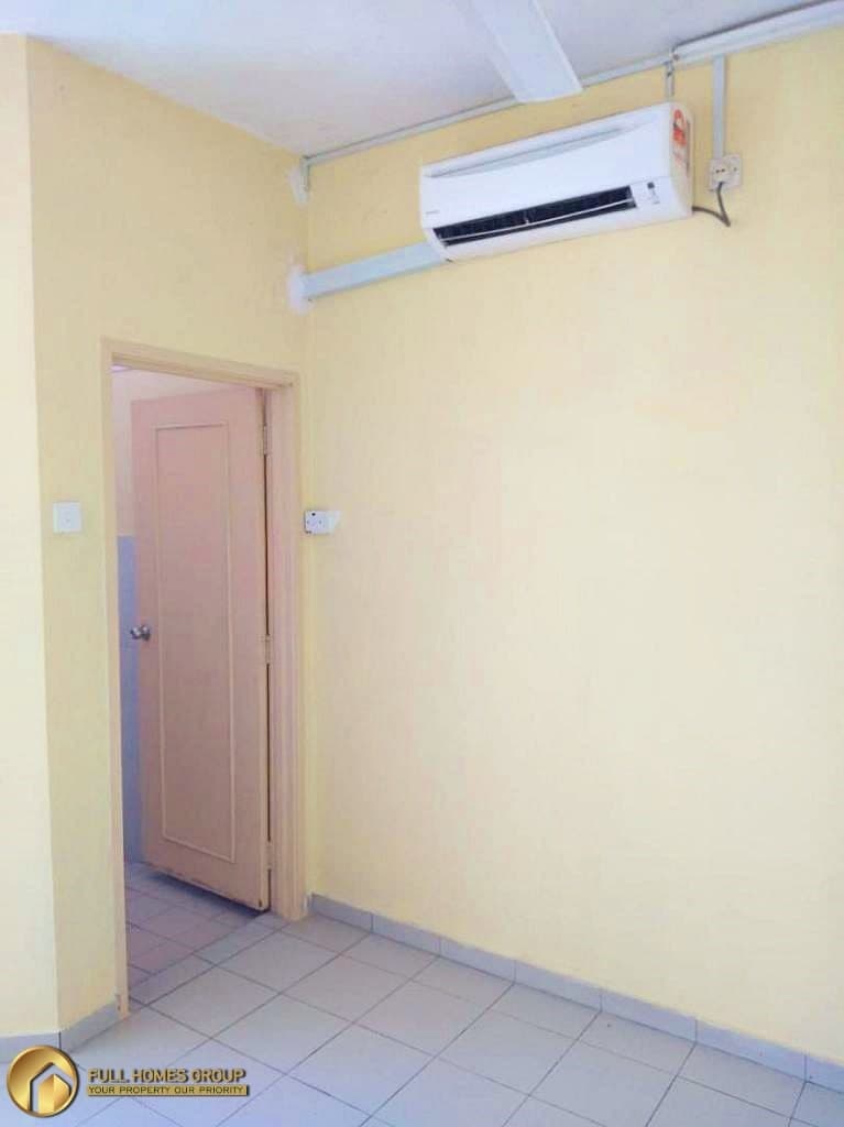Lake View Suites, Taman Mount Austin - photo 3