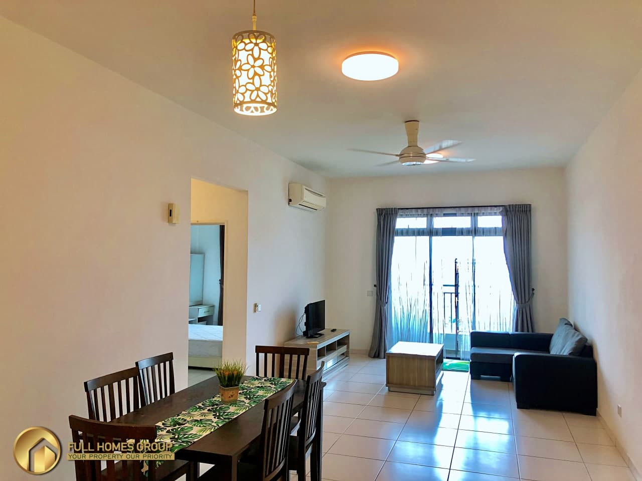 Sky View, Bukit Indah - photo 1