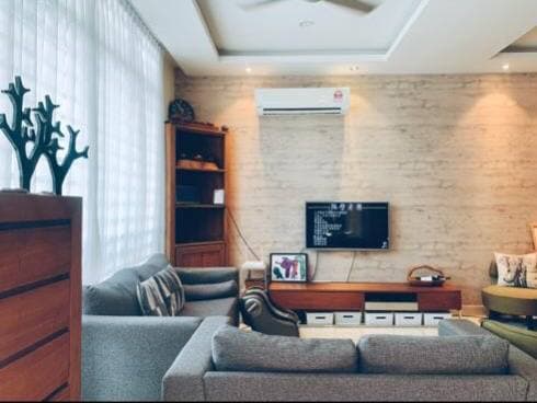 Sapphire 8, Seri Alam, Jalan Gunung Safira 8