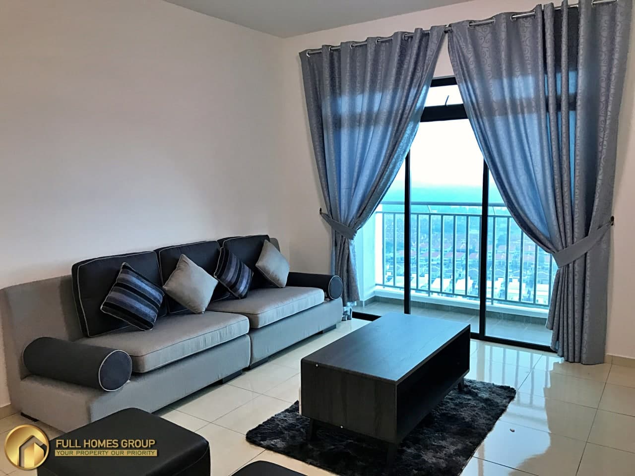 Sky Breeze, Bukit Indah