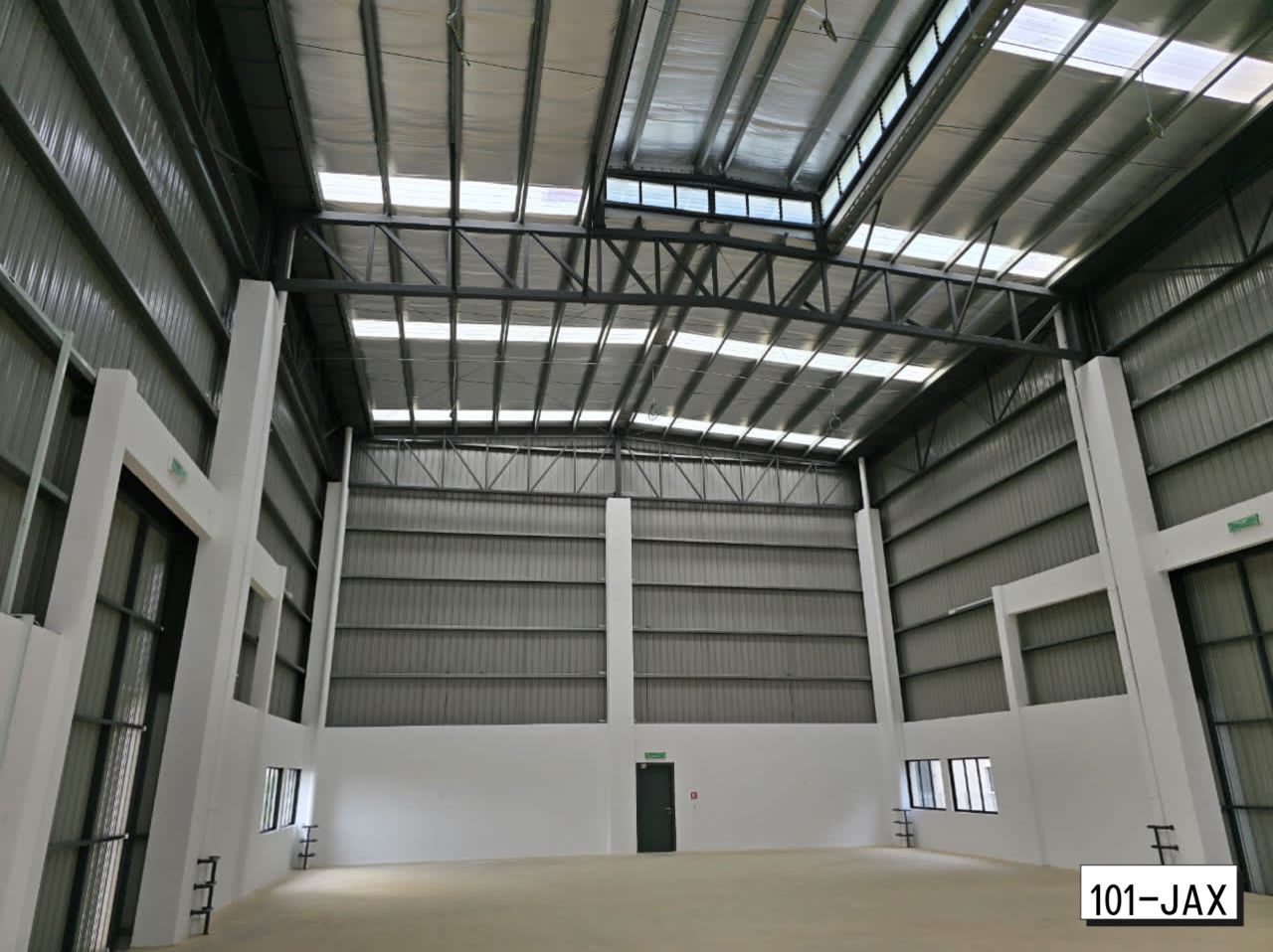 Rent Corner I8 Bukit Raja 2storey Corner Factory - photo 2