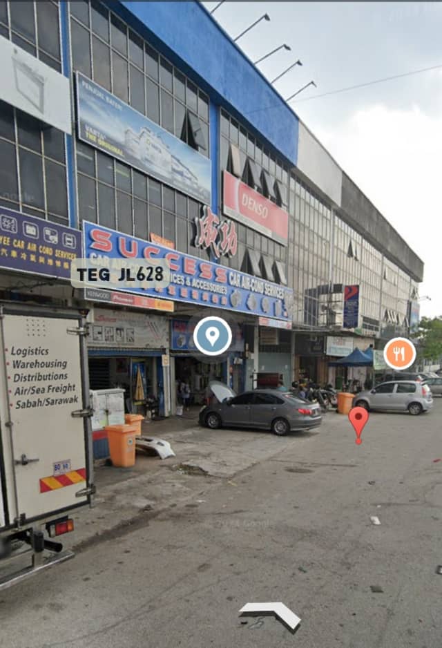 Facing Main Road Tam ...