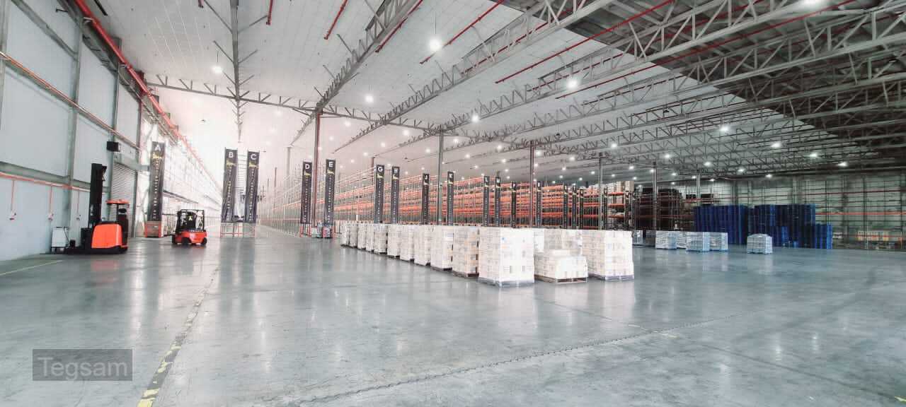 Super Big Warehouse  ...