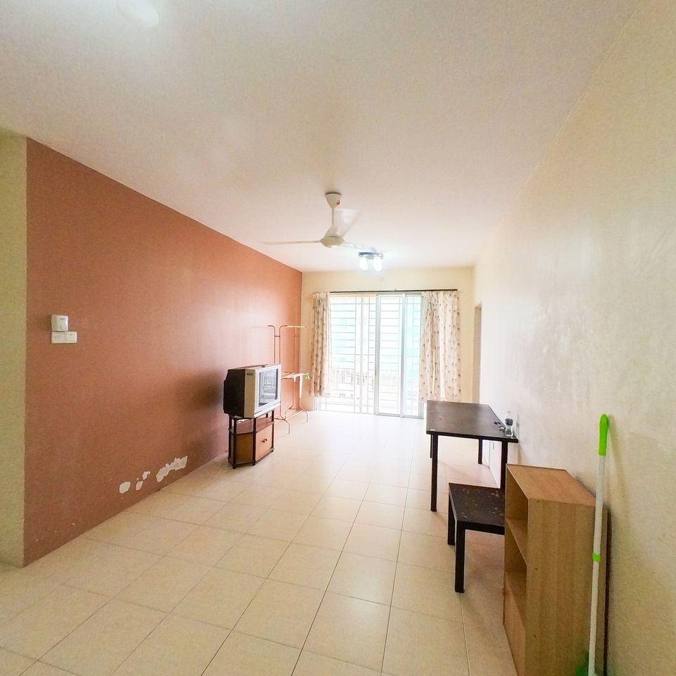PV 10 Platinum Lake Condominium - photo 2