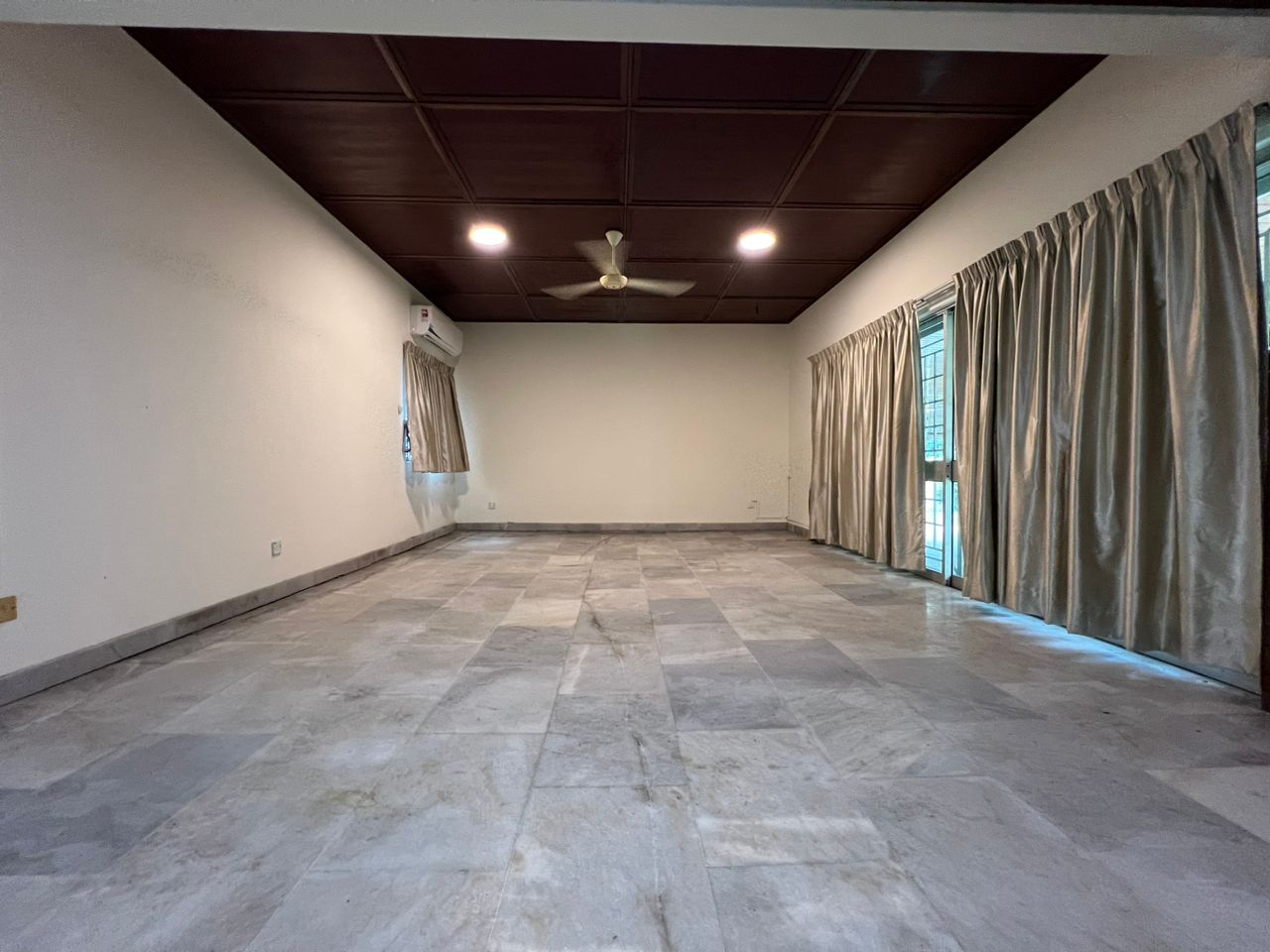 Taman Hillview - photo 13