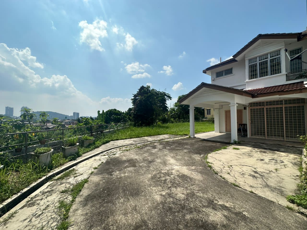 Taman Ukay Bistari - photo 2