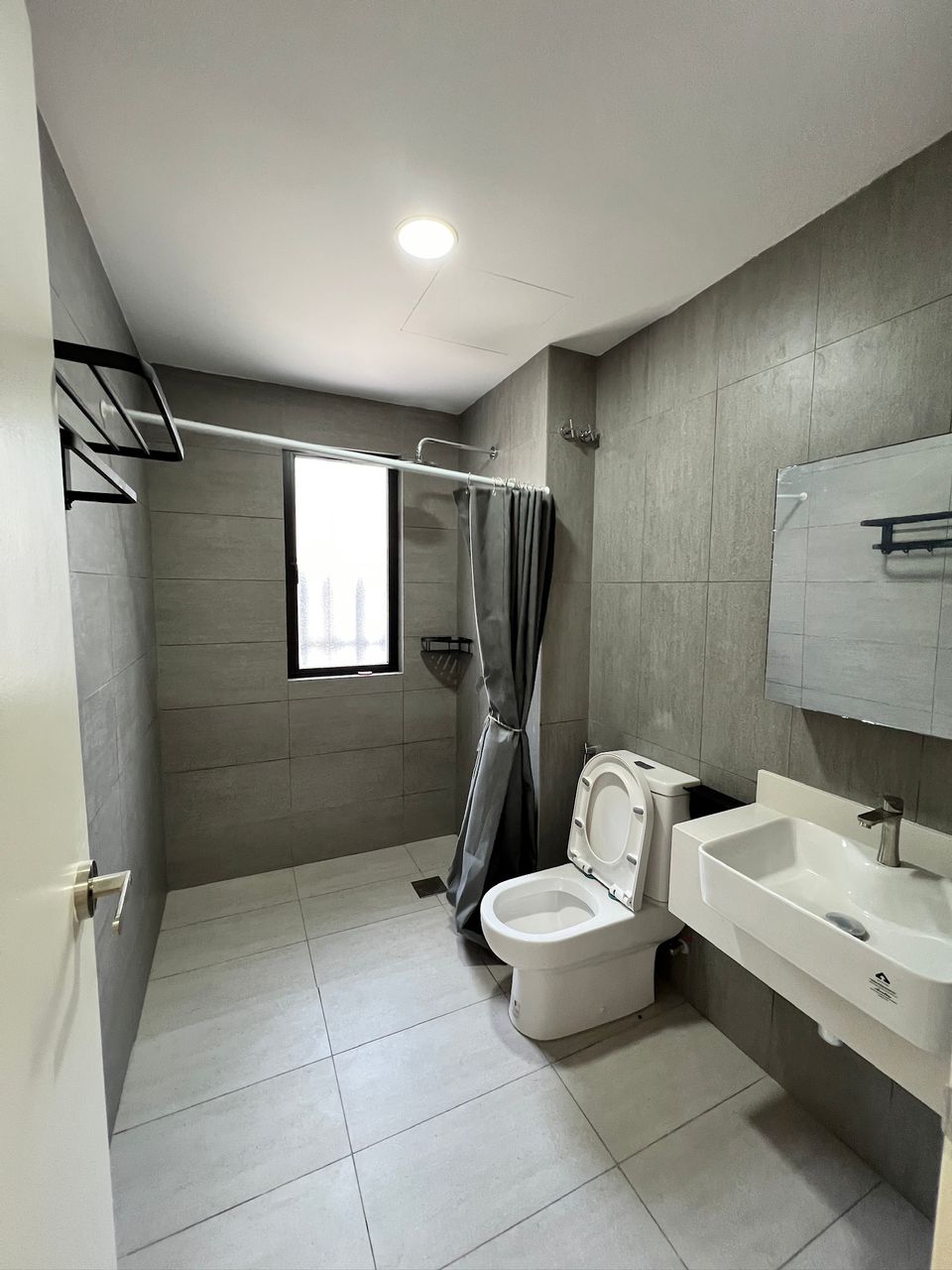 Nassim Height - photo 5