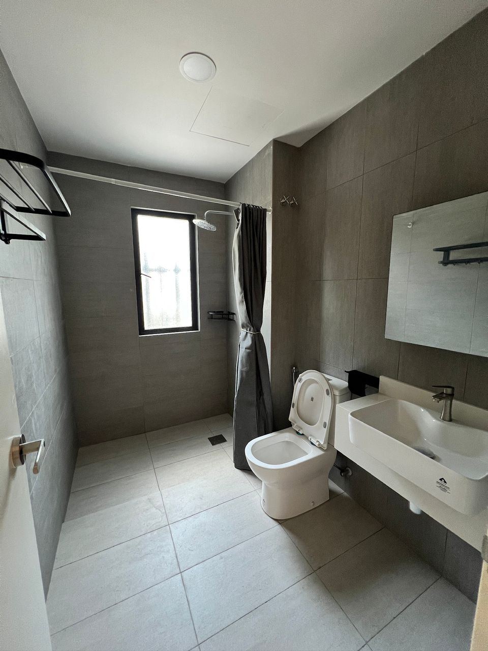 Nassim Height - photo 8