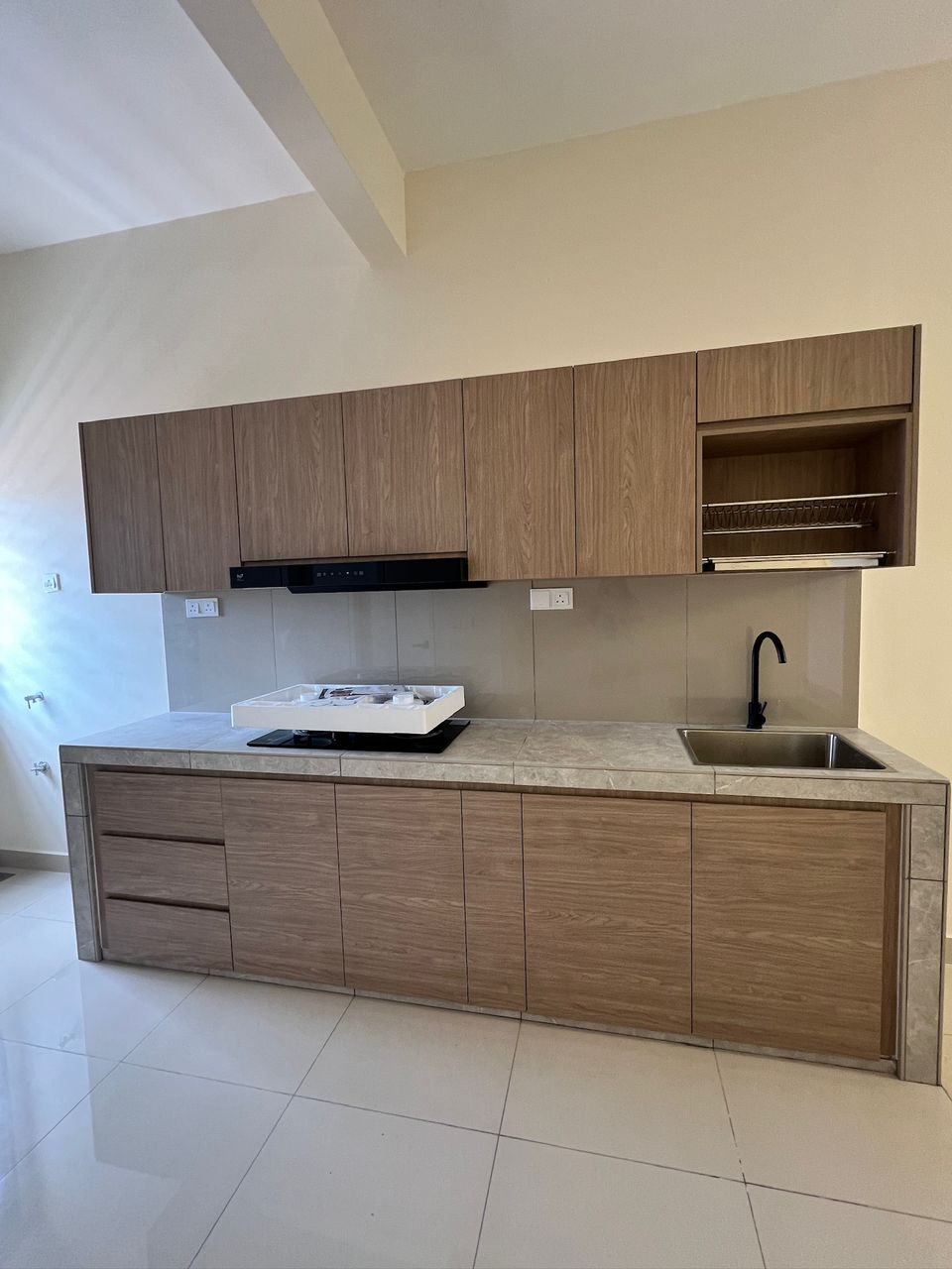 Nassim Height - photo 9