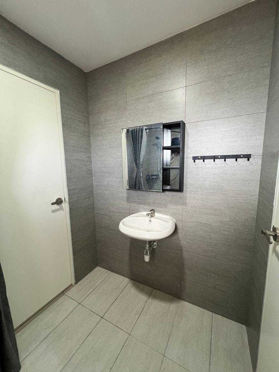 Nassim Height - photo 11