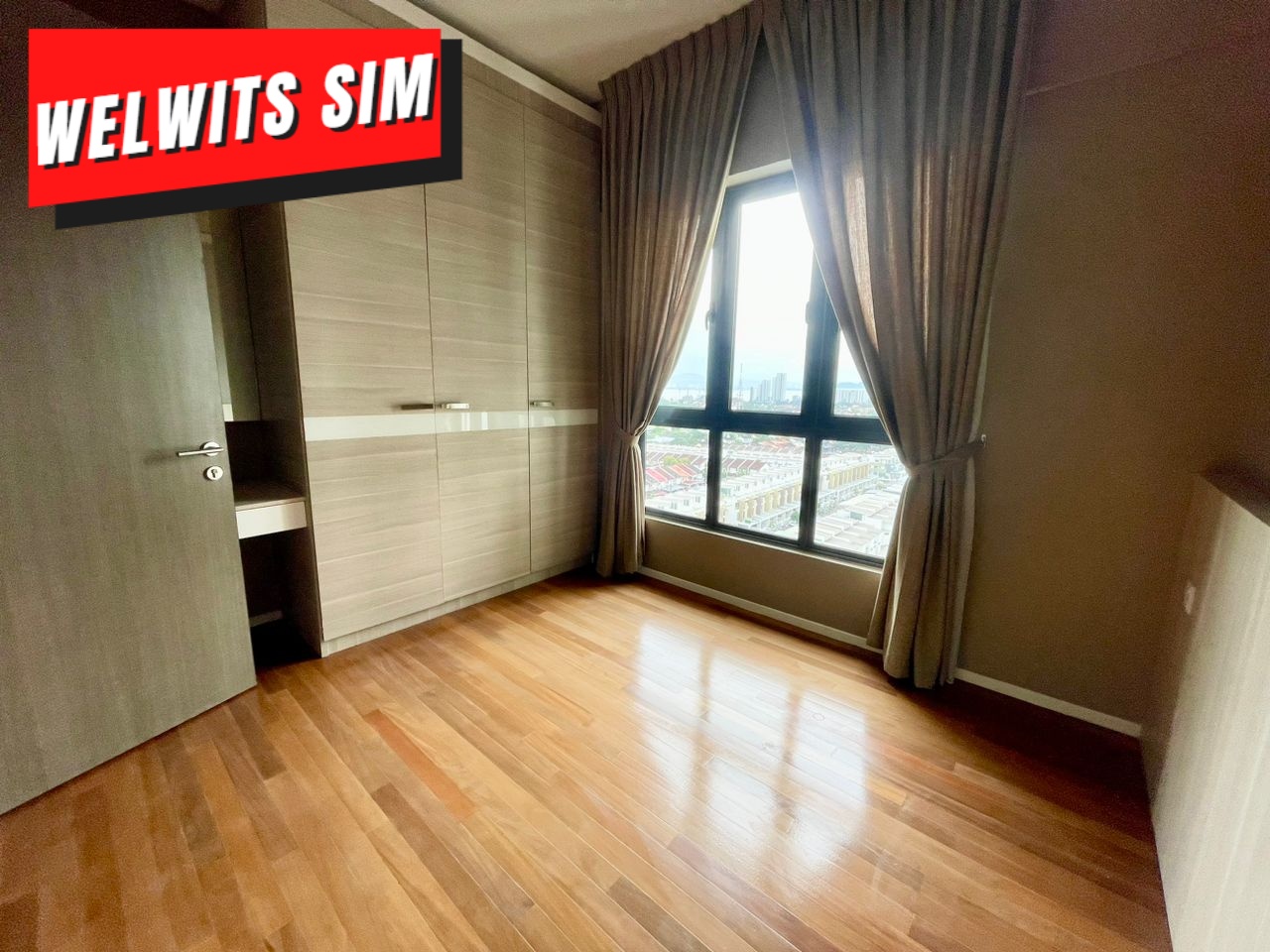 Raffel Tower 1600sf Renovated Mid Floor Seaview - photo 3