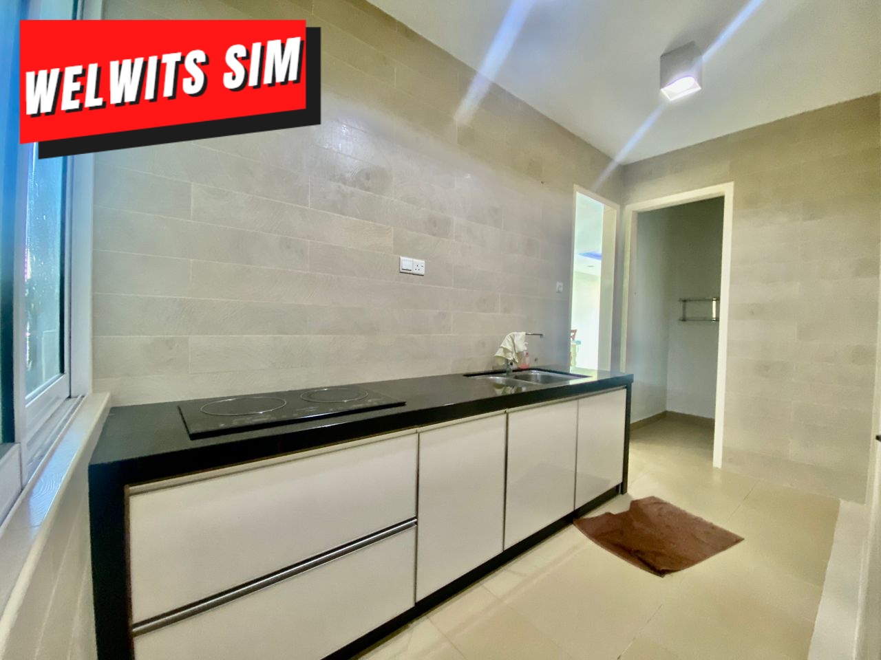 Central Park Fully Renovated 2600sf Worth Buy - photo 3