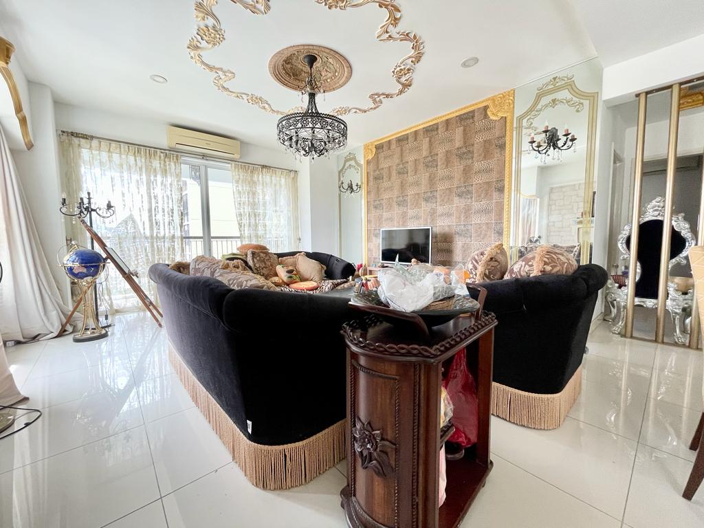 PLATINO CONDO 1819sf ...