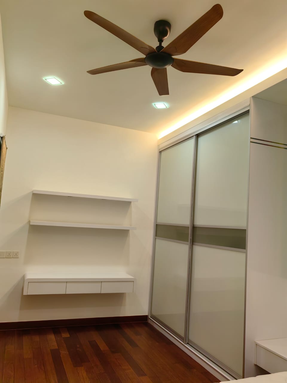 The Light Collection 2 1701sf Fully Furnish Mezzo - photo 7
