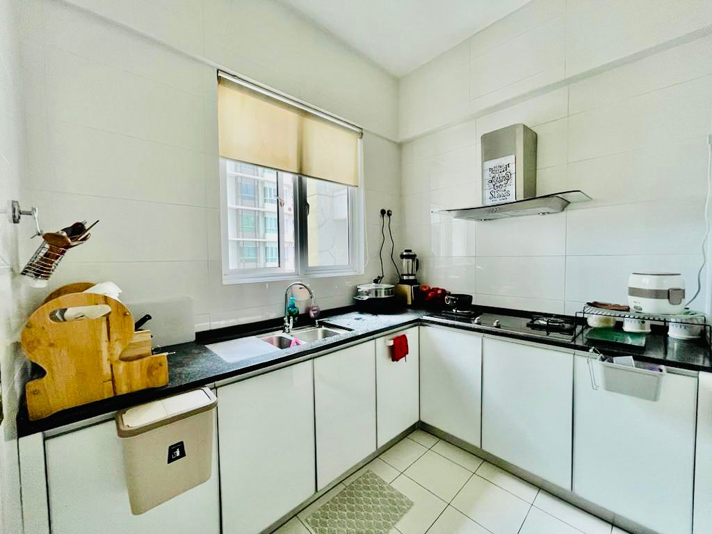 PLATINO CONDO 2314sf Fully Furnished Seaview - photo 3