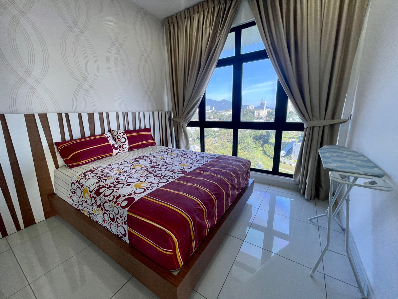 THE LIGHT LINEAR High Floor SEAVIEW FURNISHED - photo 4