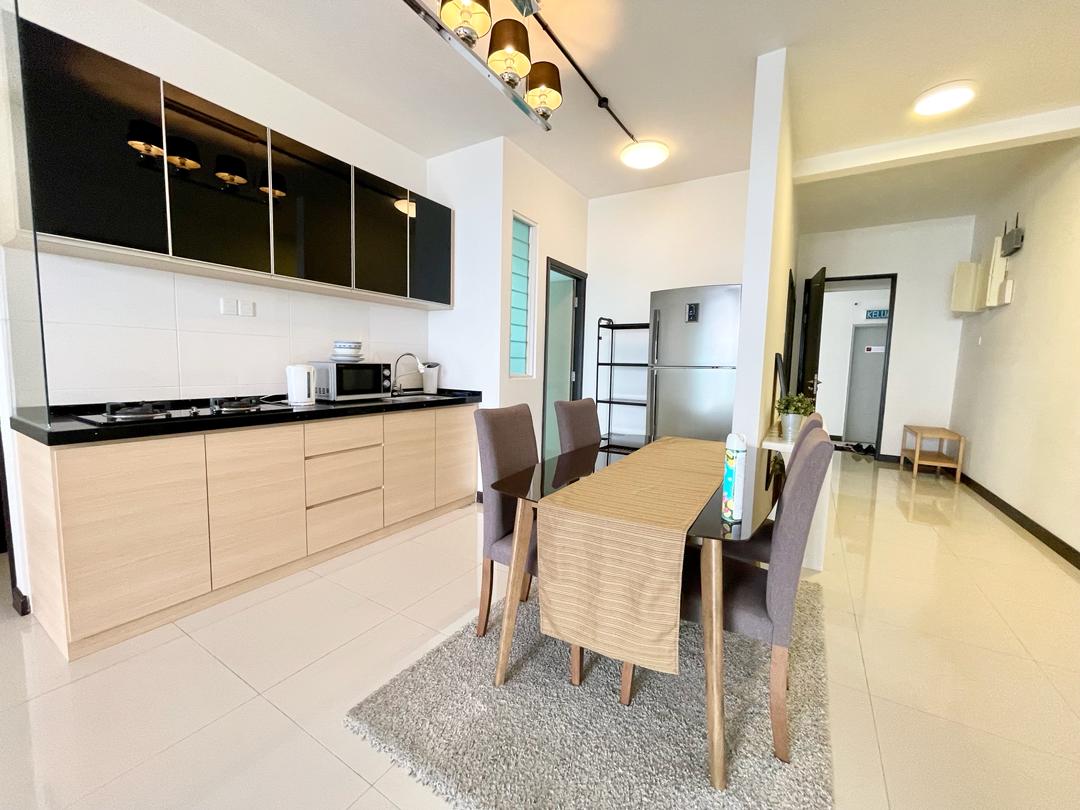 VERTIQ CONDO 1044sf Fully Furnished High Floor - photo 2