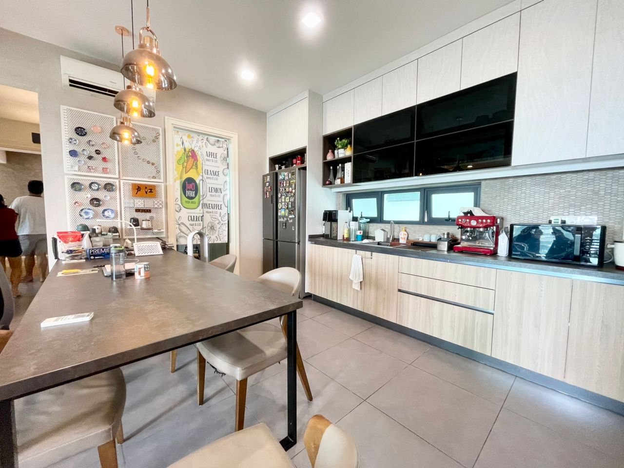 MIDDLETON CONDO 1409SF Renovtaed Furnished - photo 2