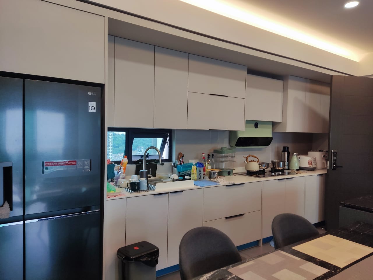 MIDDLETON CONDO 1409SF Fully Furnished High Floor - photo 3