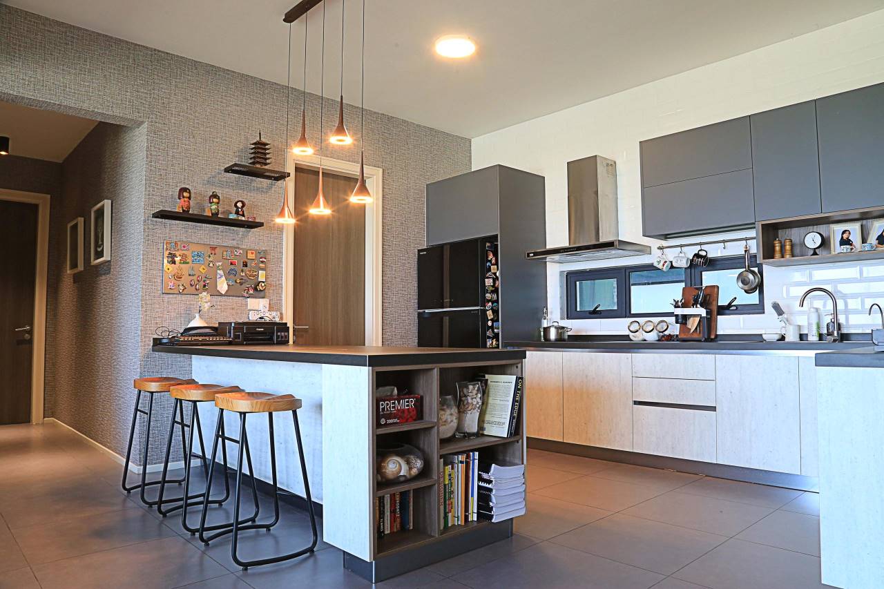 MIDDLETON CONDO 1458sf Fully Furnished Seaview - photo 3