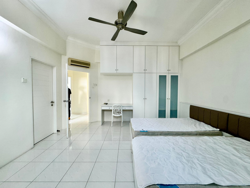 Sri Pangkor 2160sf For Sale Furnished - photo 8