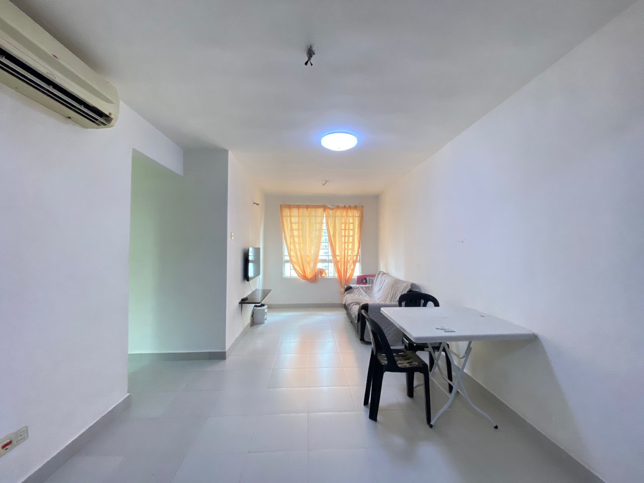 Centrio Avenue 700sf ...