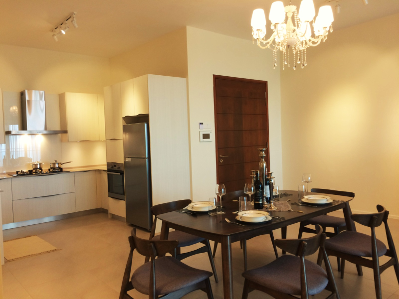 Mira Residence 1635sq 4 Carparks - photo 3