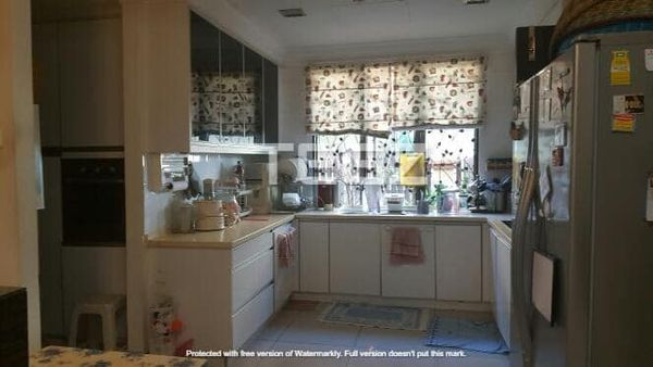1 55M AMAN PERDANA BUNGALOW 6R6B 60X80 RENOVATED - photo 3