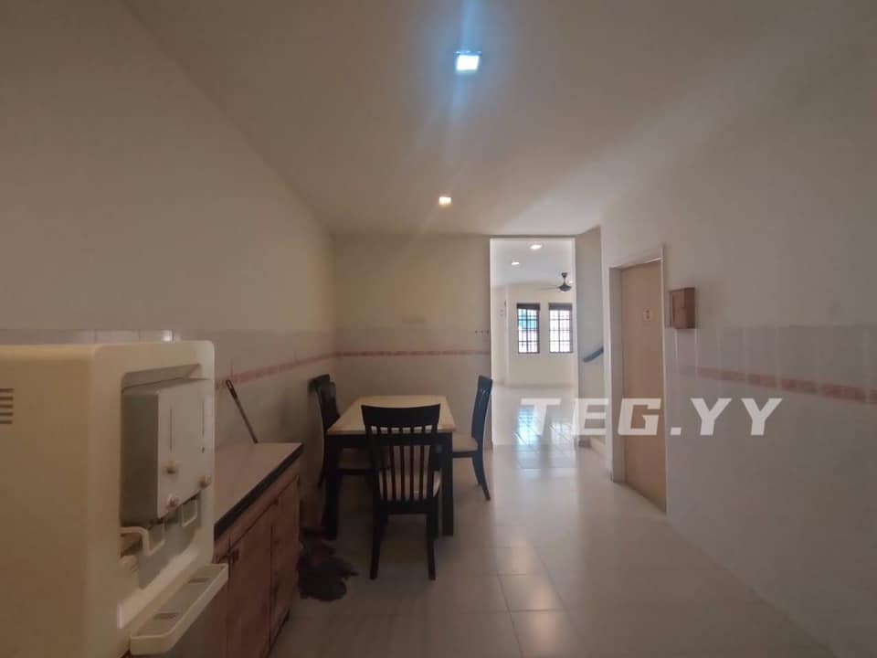 539K BANDAR PUTERI 2STY 4R3B 20X75 AMPLE PARKING - photo 3