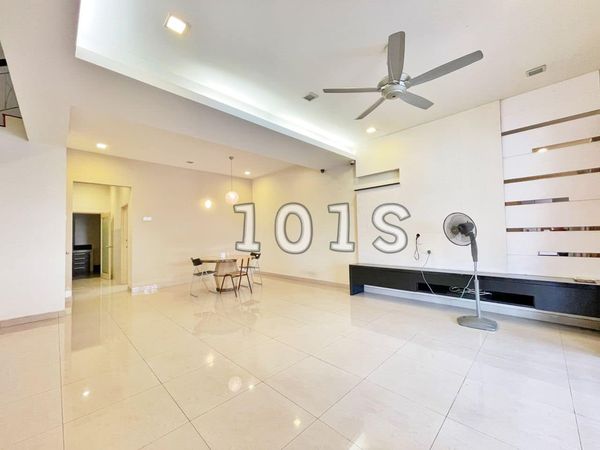 RM880K KEMUNING BAYU 2STY 4R4B FULLY RENOVATED