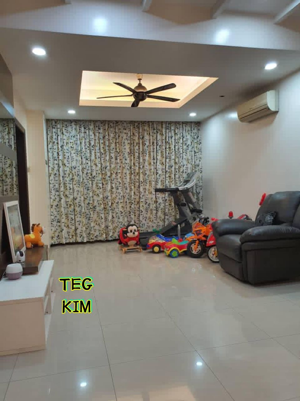 RM1 23M TAMAN SEJATI 2STY SEMI D 4B3R RENOVATED - photo 1