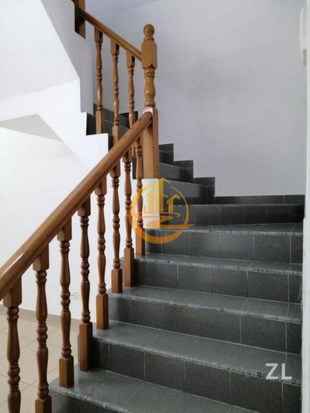 RM430K KLANG UTAMA 2STY 3R2B FULLY RENOVATED - photo 2