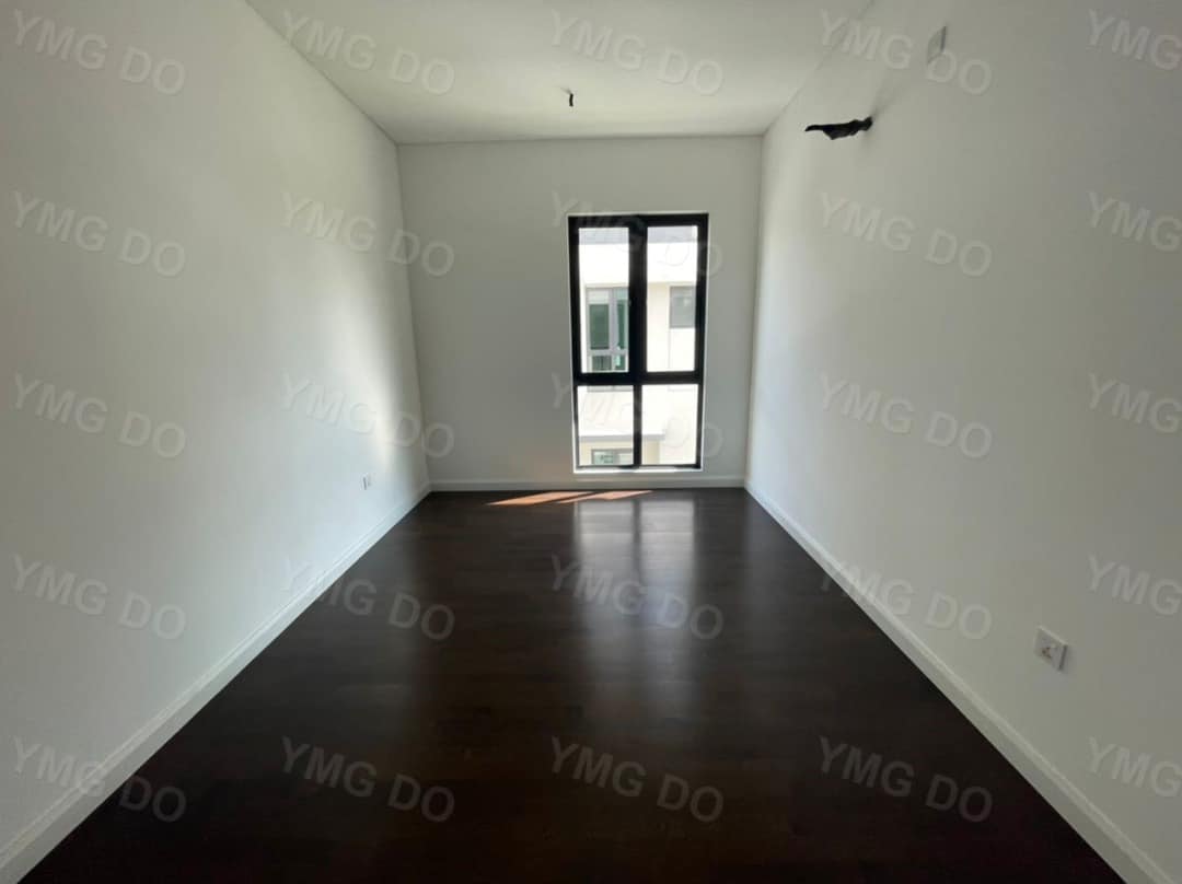 RM3500 BUKIT RAJA LAMAN LAKESIDE 2STY SEMID 6R5B