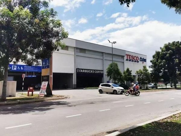 RM950K JENJAROM 2STY SHOPLOT TENANTED - photo 1