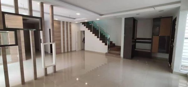 RM1 18M SETIA ALAM 2STY CORNER LOT RENOVATED 5R5B