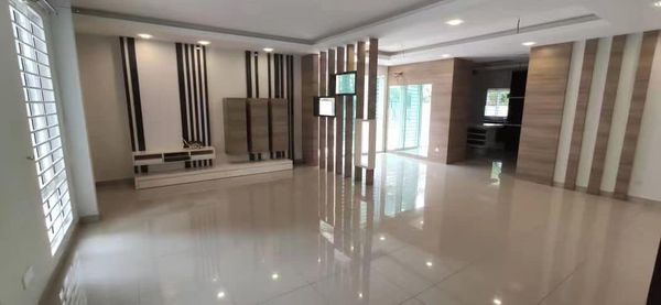RM1 18M SETIA ALAM 2STY CORNER LOT RENOVATED 5R5B - photo 4