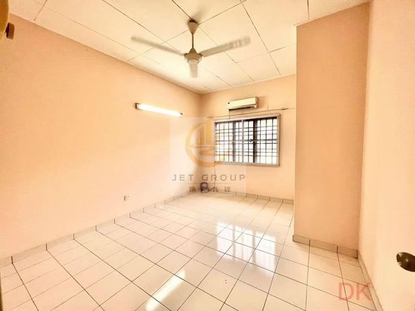 RM650K BANDAR PUTERI 2STY ENDLOT BELOW MARKET VALU - photo 1