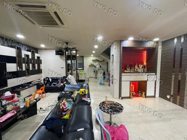 RM999K BUKIT RAJA PALOMA 2STY FULLY RENOVATED - photo 2