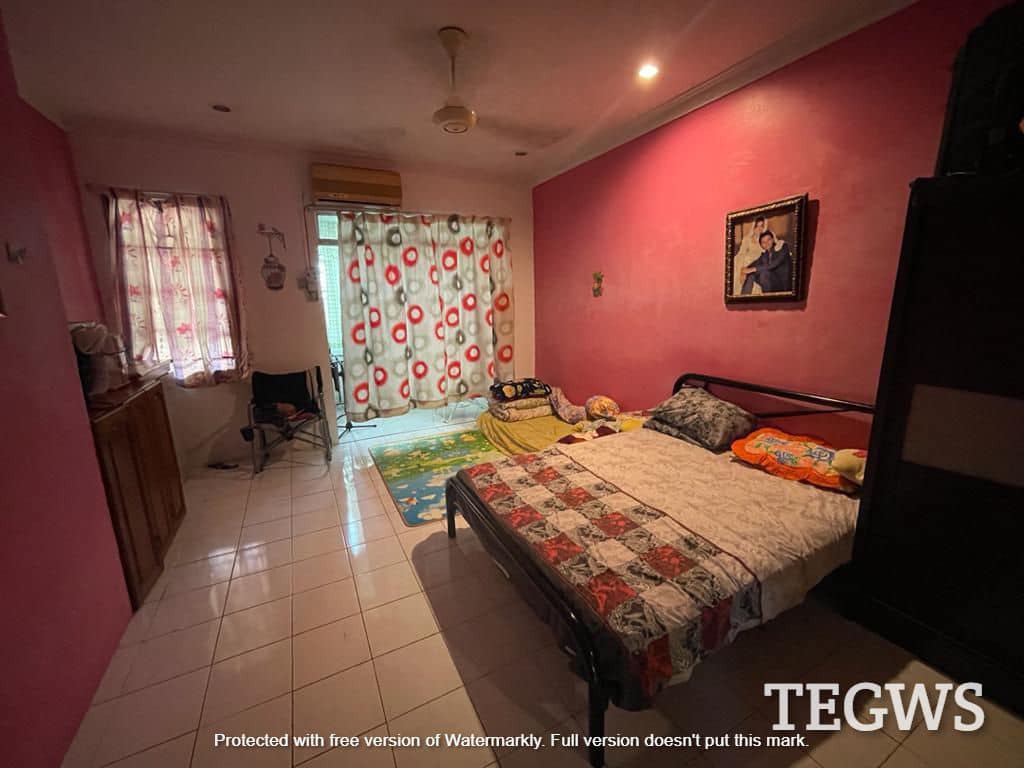RM535K BAYU PERDANA 2STY 4R3B FACING FIELD - photo 3