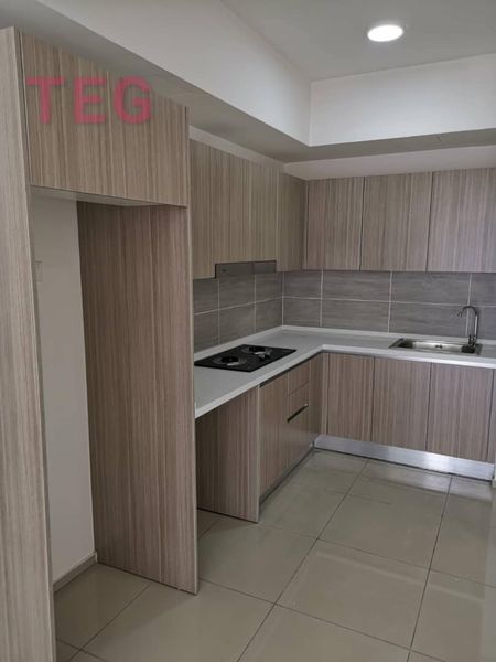 RM1500 GRAVIT 8 PARTIALLY FURNISHED 890SF - photo 3