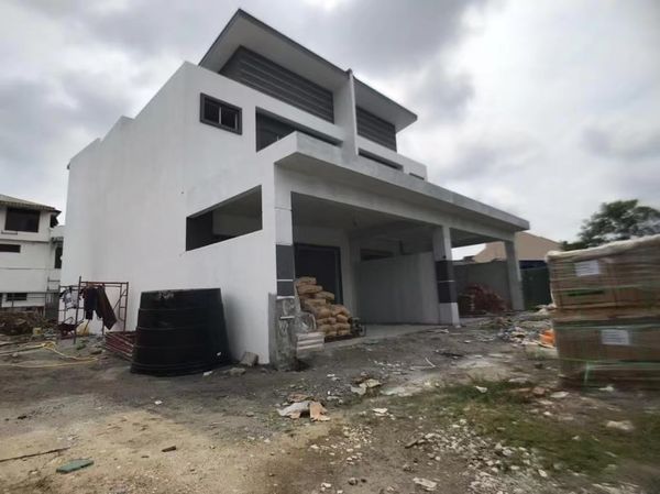 RM680K TELUK PULAI 2STY BRAND NEW 4R3B - photo 1