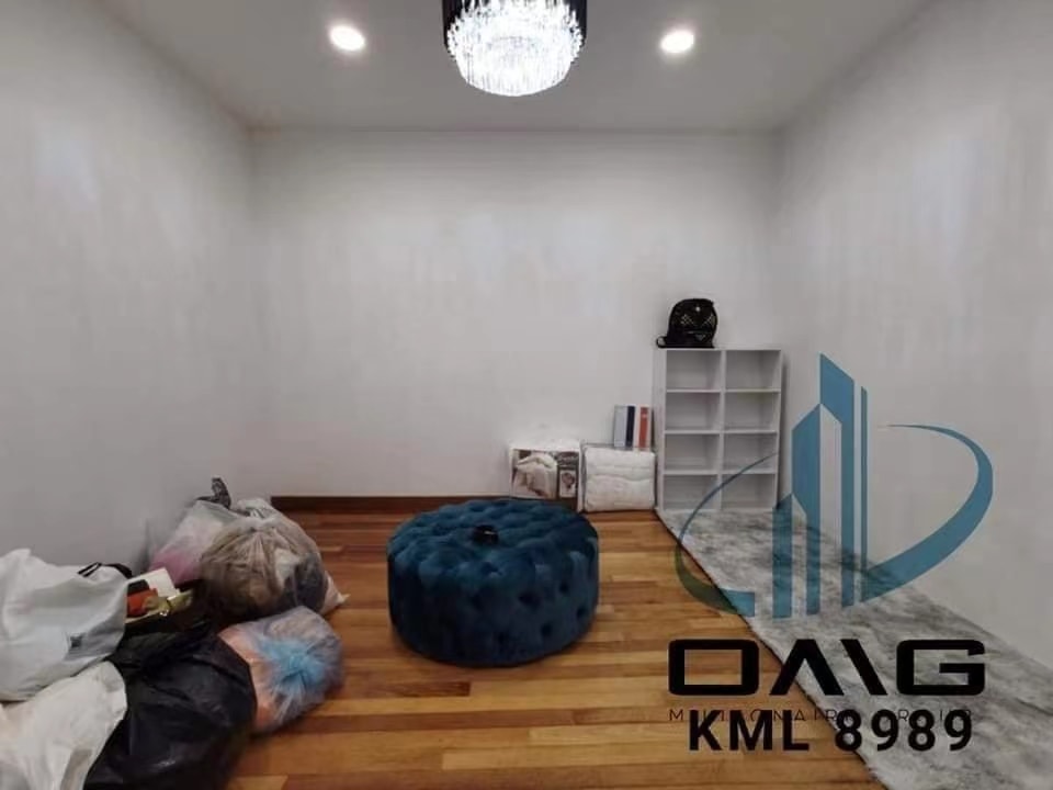 RM1 5M BANDAR PARKLAND 2STY SEMI D RENOVATED