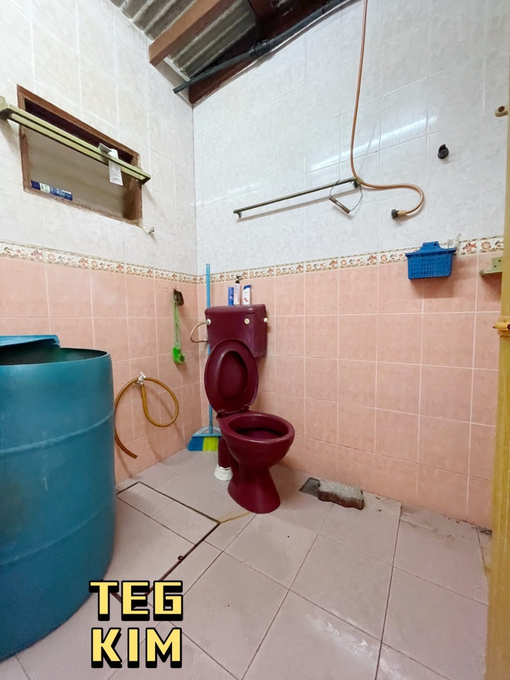 RM280K PANDAMARAN 2STY RENOVATED EXTENDED - photo 2