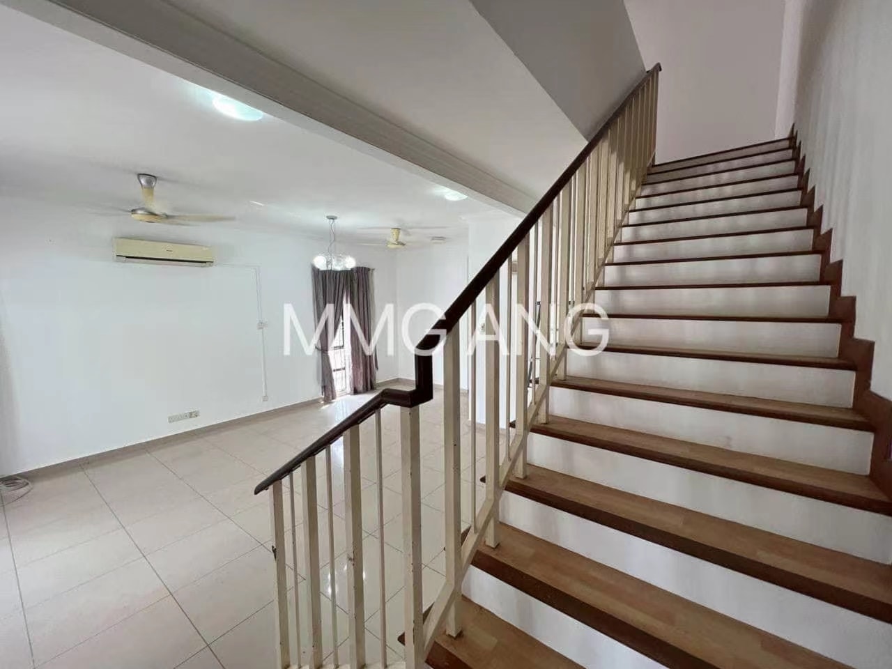 RM718K KOTA BAYUEMAS 2STY FURNISHED - photo 1
