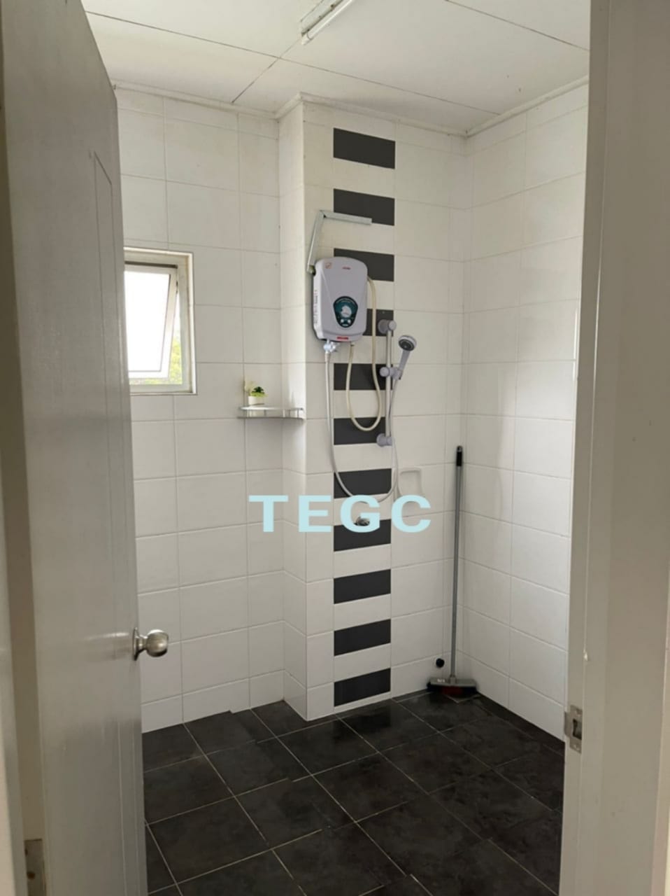 RM880K KOTA KEMUNING DENAI IMPIAN 3STY TOWNHOUSE - photo 2