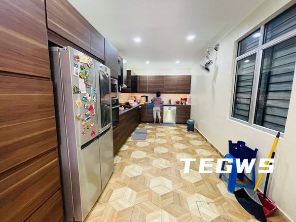 RM938K AMAN PERDANA 2STY SEMI D RENOVATED EXTENDED - photo 2