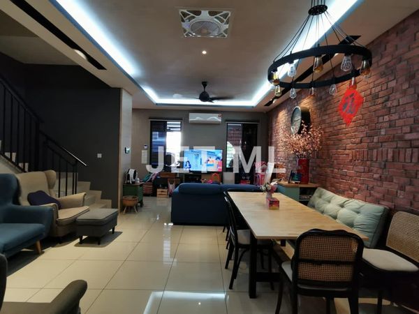 RM980K SETIA UTAMA 2 2 HALF STY RENOVATED MODERN - photo 1